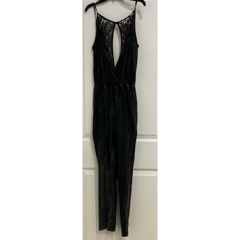 Gimmicks by BKE Black Acid Wash Jumpsuit Lace Open Back V-Neck Size M Festival